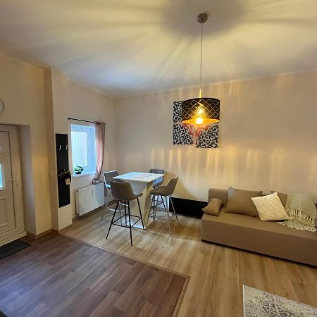 M&M Apartment, Free Parking Карловы Вары Экстерьер фото